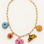 Collar pretzel